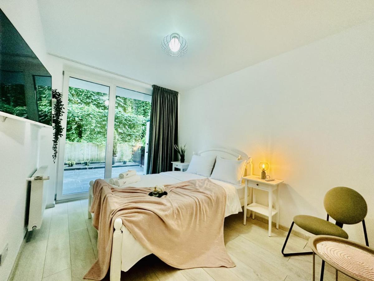 Palfi Apartment With Garden & Parking Kaloşvar Dış mekan fotoğraf